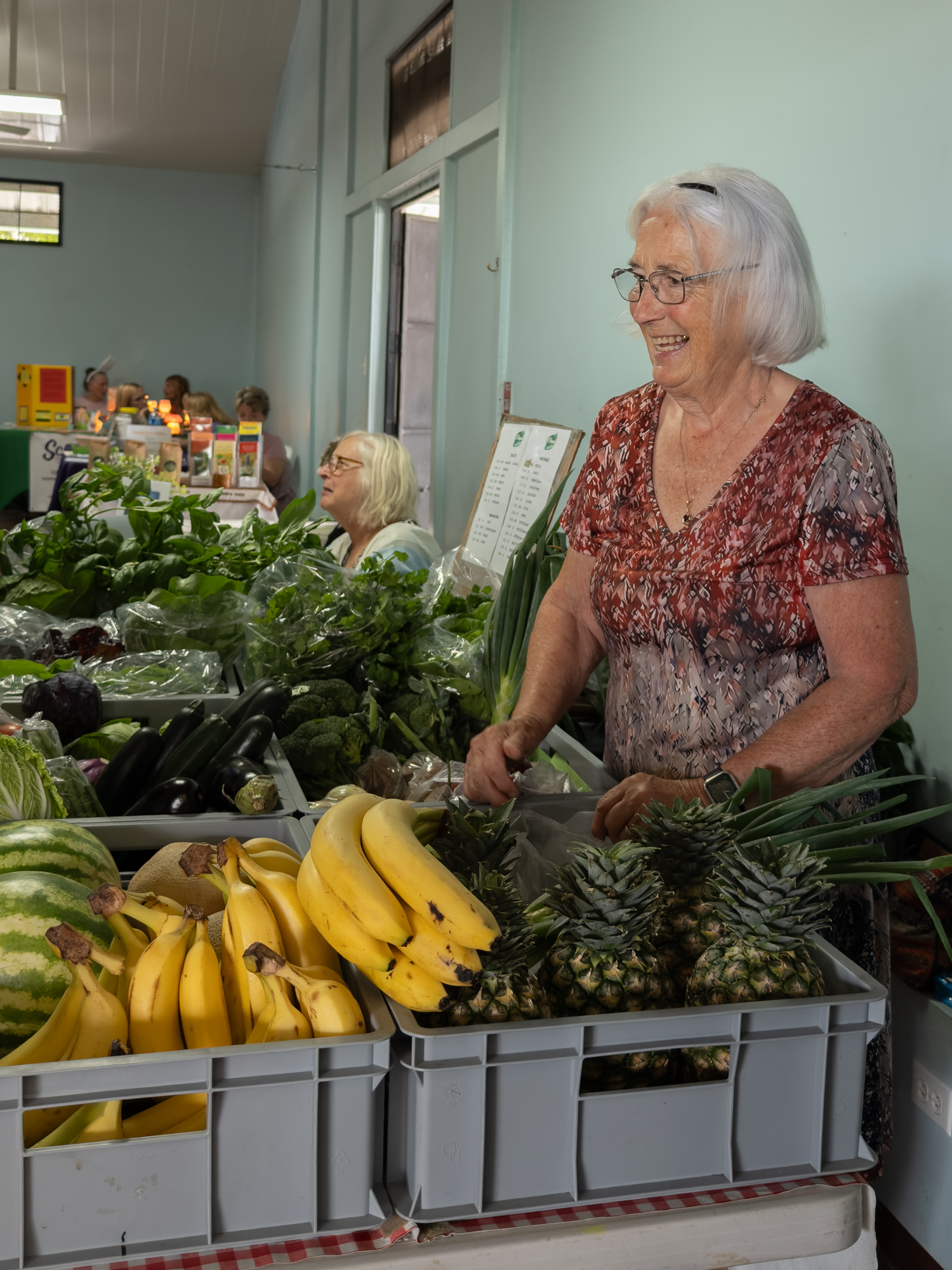 Thursday market April 17 9552