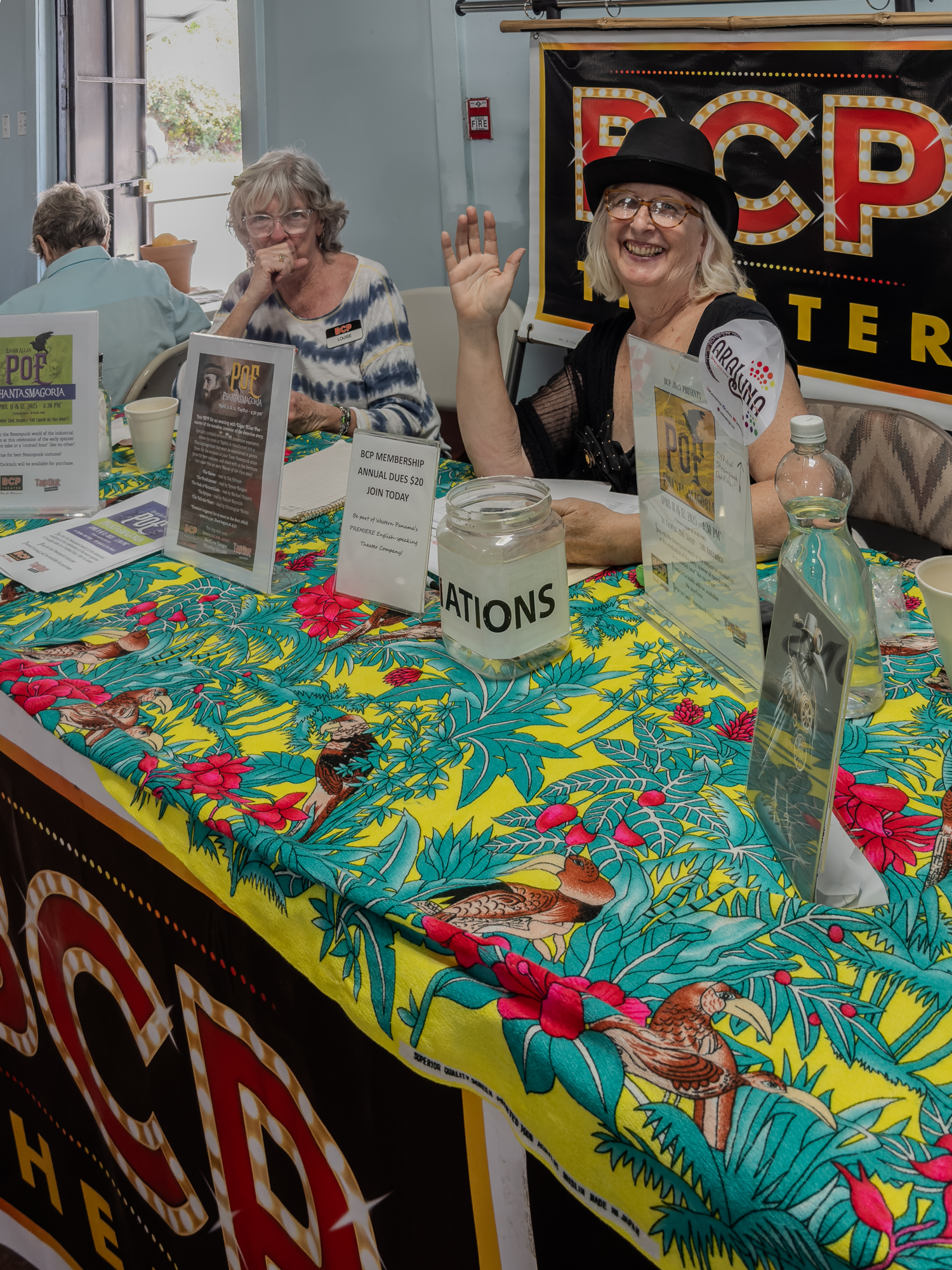 Thursday market 9482